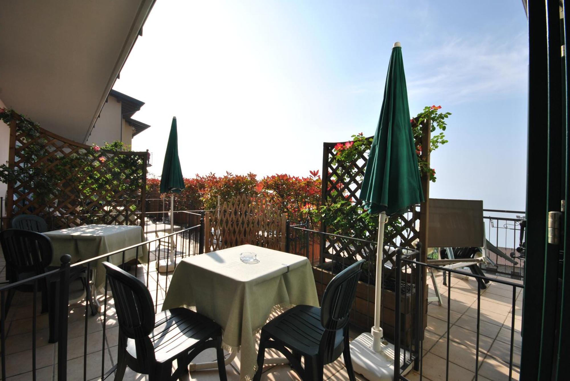 Double or Twin Room Terrace